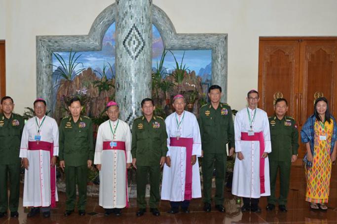 Photo-Senior General Min Aung Hlaing Facebook