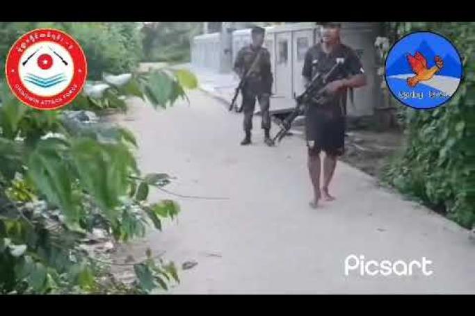 Embedded thumbnail for မုံရွာမြို့ပေါ် ၂ရက်ဆက်တိုက်ခိုက်မှု စစ်ကောင်စီဘက်မှ ၆ ဦး သေဆုံးဟုဆို