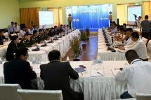 ပုံ - NRPC (fb)  အစိုးရ ကိုယ်စားလှယ်အဖွဲ့နှင့် မြောက်ပိုင်းလေးဖွဲ့မှ ကိုယ်စားလှယ်များ ၂၀၁၉ ခုနှစ်၊ စက်တင်ဘာ ၁၇ ရက်က ကျိုင်းတုံမြို့မှာ Bilateral စာချုပ်ကိစ္စ ဆွေးနွေးနေကြစဉ်