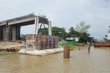 အသစ်တည်ဆောက်နေသော မြောင်းမြကြိုးတံတားသစ်အား သြဂုတ်လ ဒုတိယအပတ်ကတွေ့မြင်ရစဉ်။ ဓာတ်ပုံ-ဆောက်လုပ်ရေးဝန်ကြီးဌာန