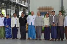 မြန်မာနိုင်ငံ စာနယ်ဇင်းကောင်စီ (ယာယီ)အဖွဲ့ဝင်များ နှင့် သမ္မတ အပါအဝင် အစိုးရအဖွဲ့ ဝင်ကြီးအချို့ တွေ့ဆုံစဉ်။ (ဓာတ်ပုံ-MNA)